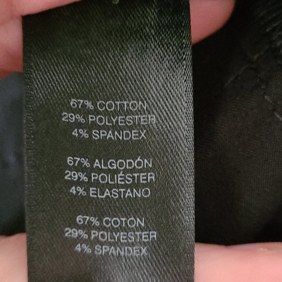 WHBM Black Midi Flat Front Shorts Size 6 - Picture 6 of 6